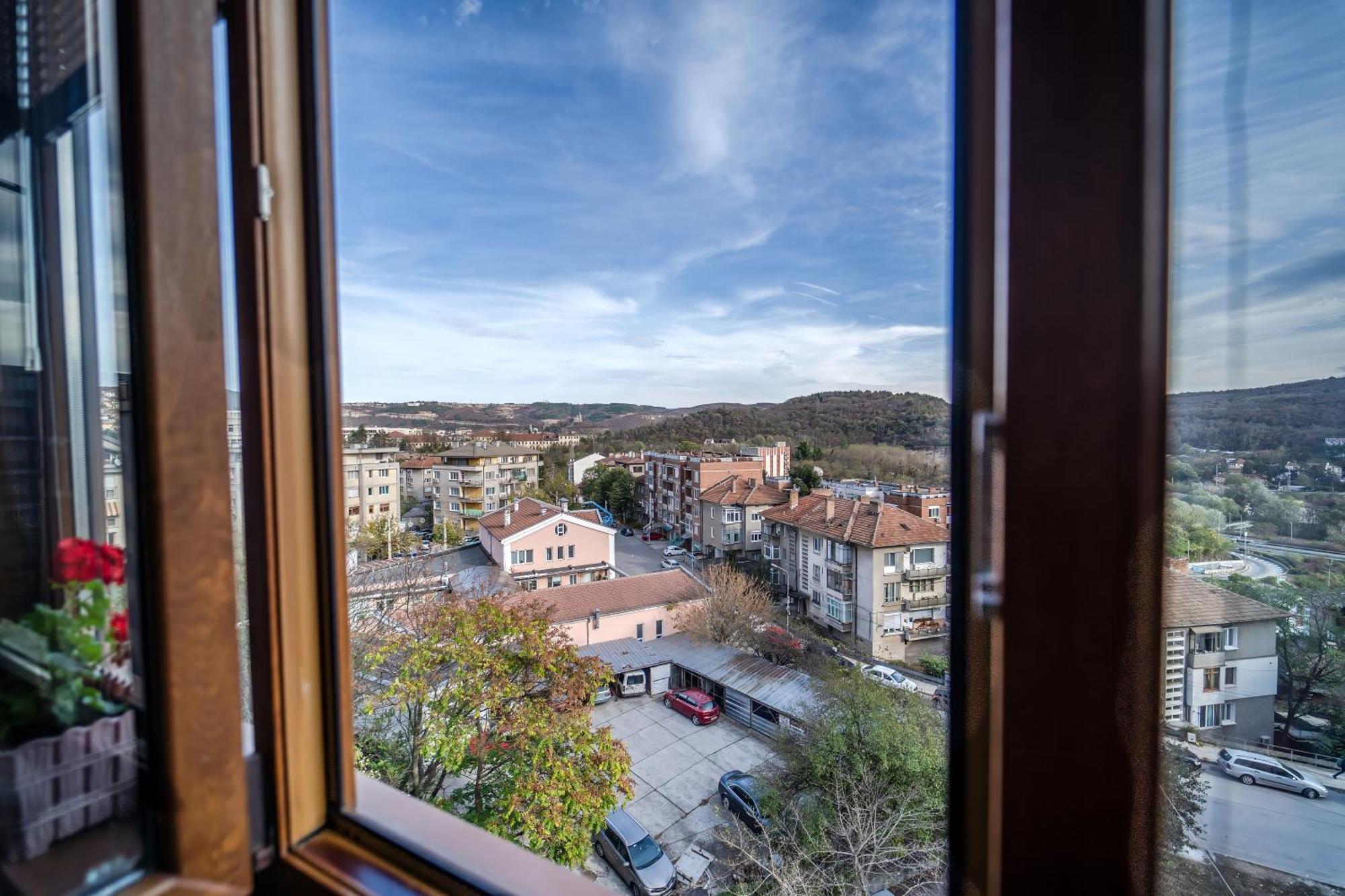Апартамент Грация Veliko Tărnovo Exterior foto