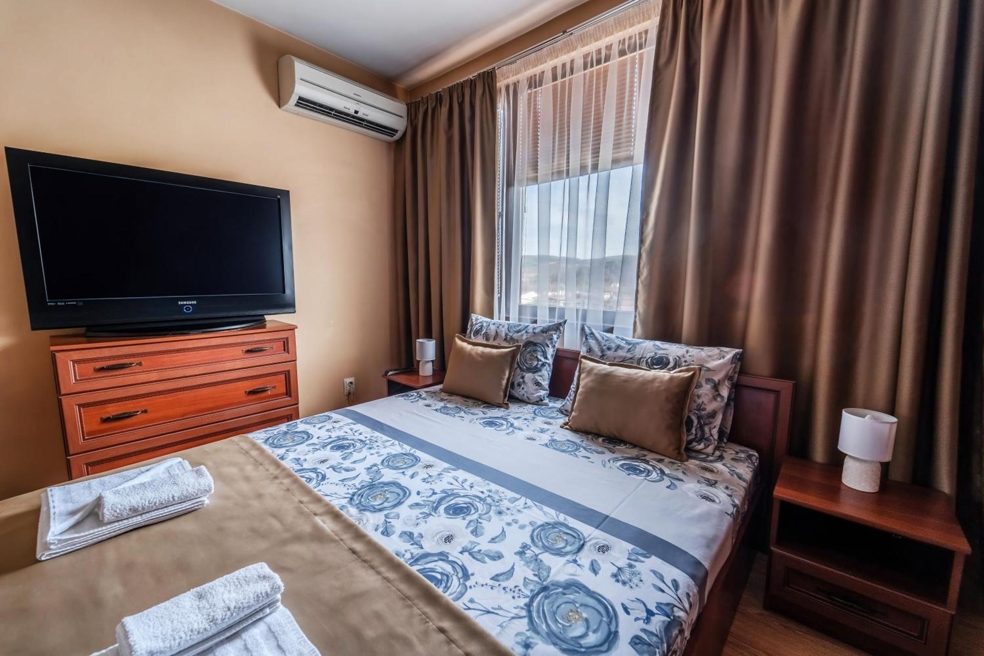 Апартамент Грация Veliko Tărnovo Exterior foto